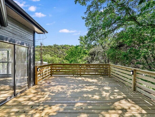 Building Photo - 2712 Geronimo Trail