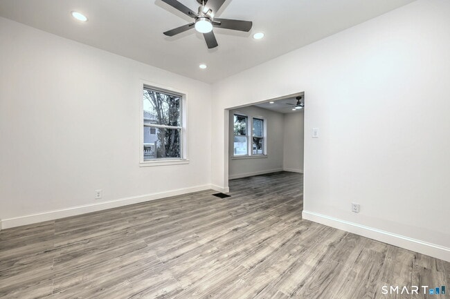 Building Photo - 330 Naugatuck Ave