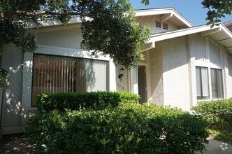 Building Photo - 3918 Camino Calma