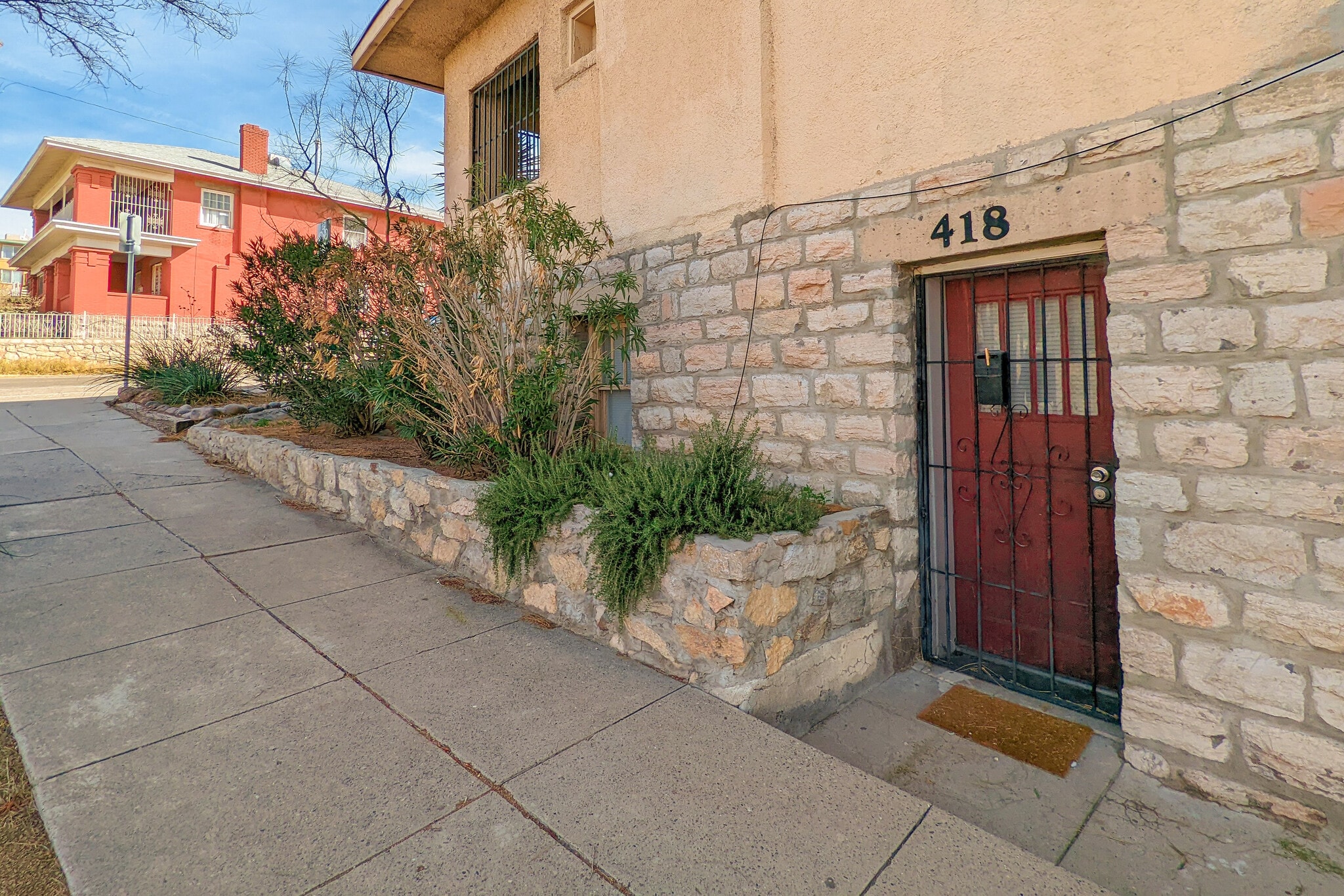 Separate Private Entrance - 418 Fewel St