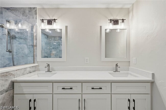 Building Photo - 789 Coldstream Ct