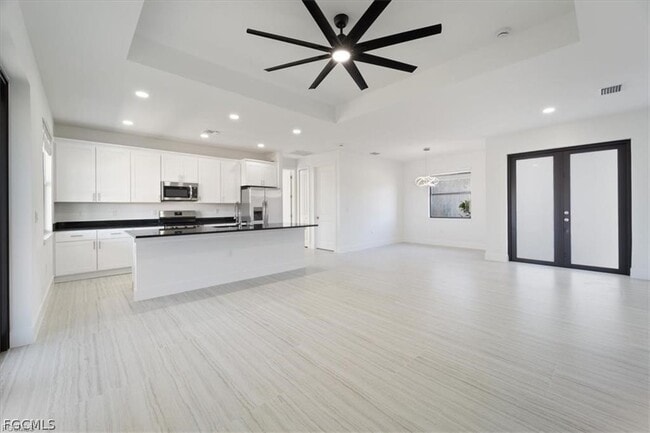 Building Photo - 5306 Lee St