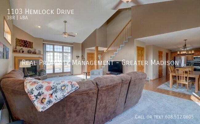 Building Photo - 1103 Hemlock Dr