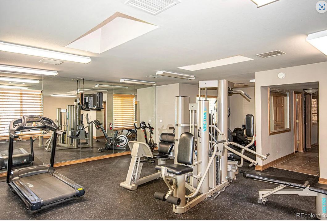 Building Photo - 2740 E Otero Plz