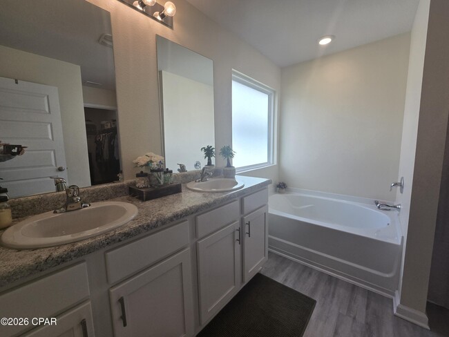 Building Photo - 6617 Slabinski Ln