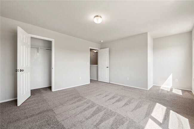 Building Photo - 1195 S Ivory Bill Ln