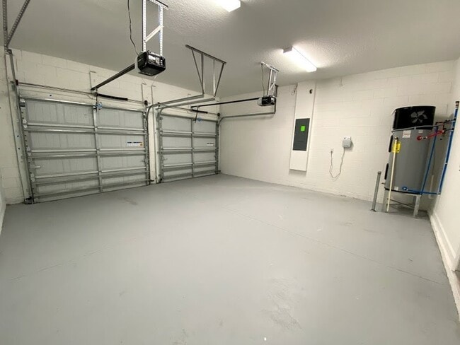 Building Photo - 11440 Satire St