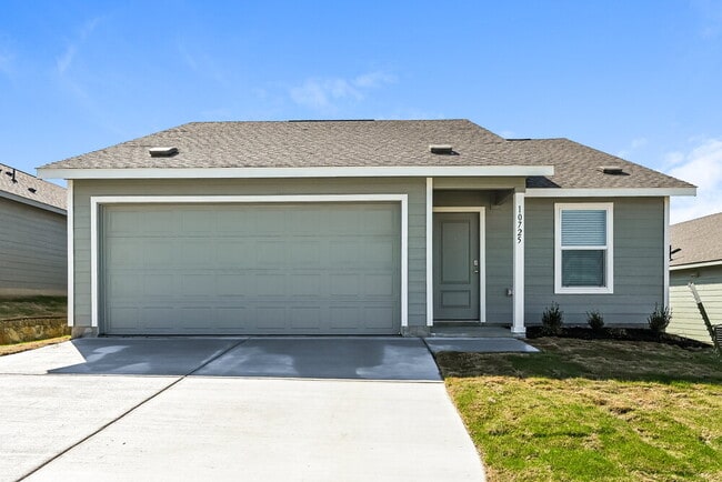 Building Photo - 10725 Revolver Dr