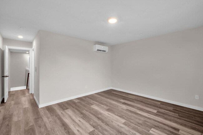 Building Photo - Brand New Luxury Townhomes in North Lynnwood!