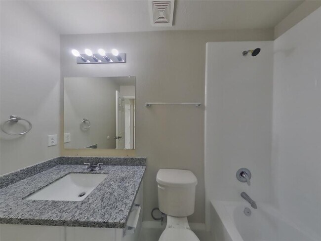 Building Photo - 318 Annatto Ln
