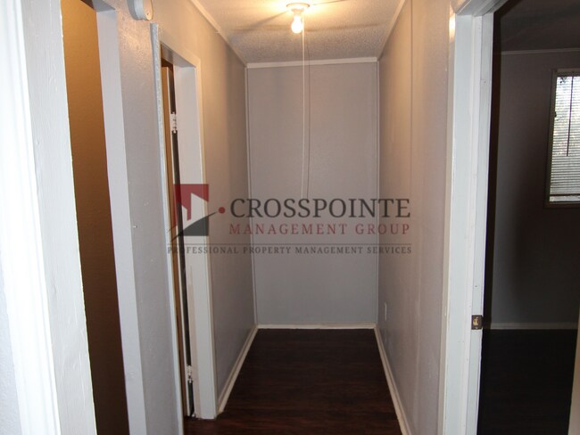 Building Photo - Now Available: 2 Bedroom, 1 Bath Home in Tyler, TX!