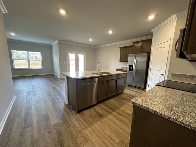 Building Photo - 231 Antler Ridge Dr