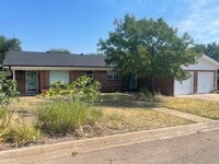 Building Photo - 602 Doyle Springs Rd