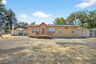 Building Photo - Wilson Tri-Plex