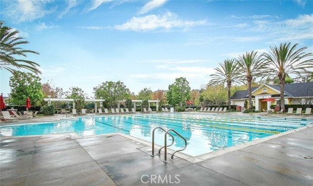 Building Photo - 15 Platinum Cir