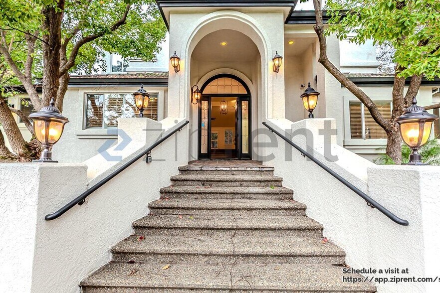 Building Photo - 1712 Carnegie Way