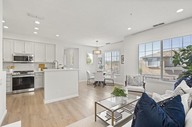 Building Photo - 23229 Canyon Terrace Dr
