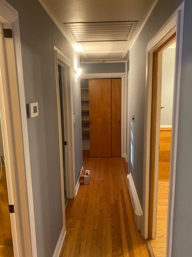 Building Photo - 156 Park Pl