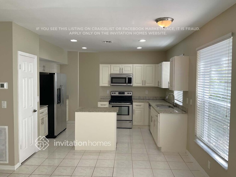 Building Photo - 7712 Highlands Cir