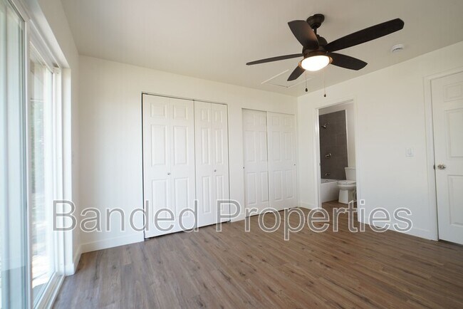 Building Photo - 376 W 700 N