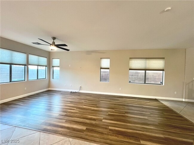 Building Photo - 10658 Little Horse Creek Ave