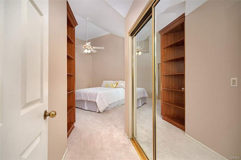 Building Photo - 33 Belcanto