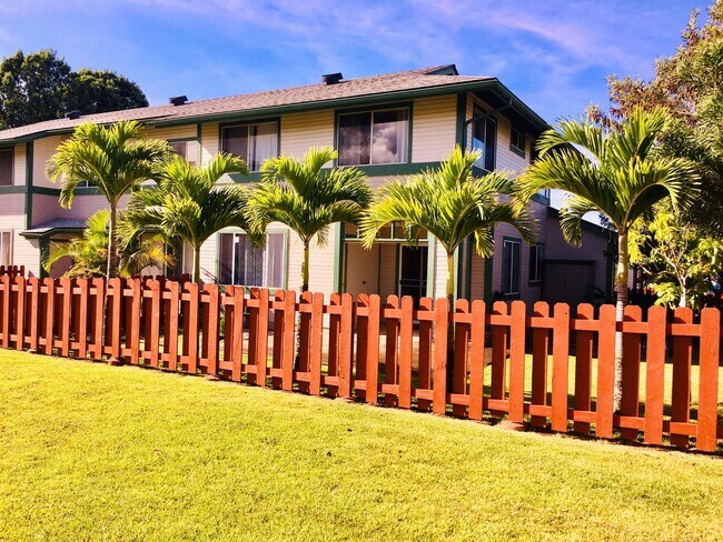 Building Photo - 3 bedroom Corner Unit at Kuulako Available June 23rd