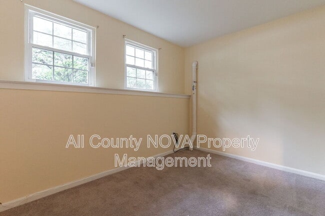 Building Photo - 7612 Indian Hills Dr