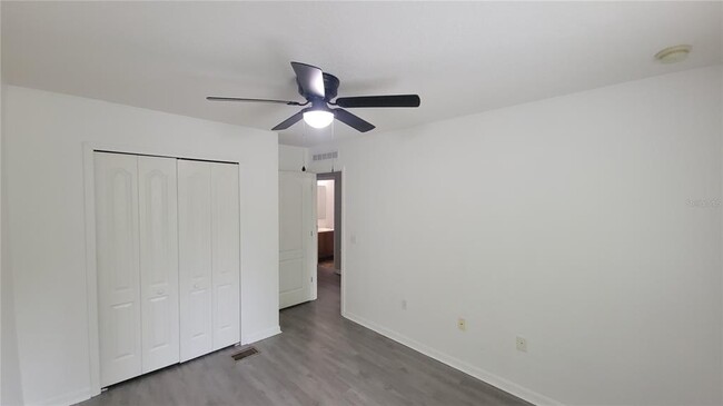 Building Photo - 4547 Ashburn Square Dr