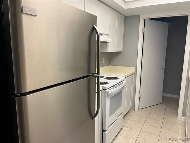 Building Photo - 340 E Glassboro Ct