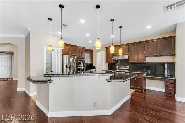 Building Photo - 7 Crown Valley Dr