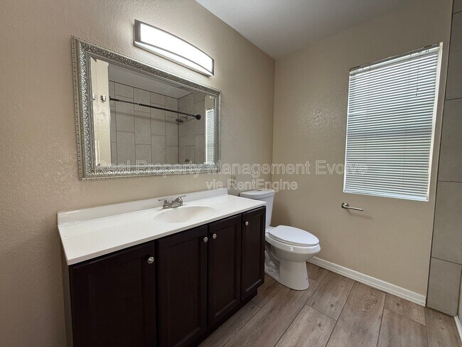 Building Photo - 3936 W Chama Dr