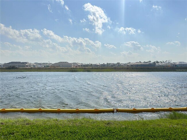 Building Photo - 14204 Heritage Landing Blvd