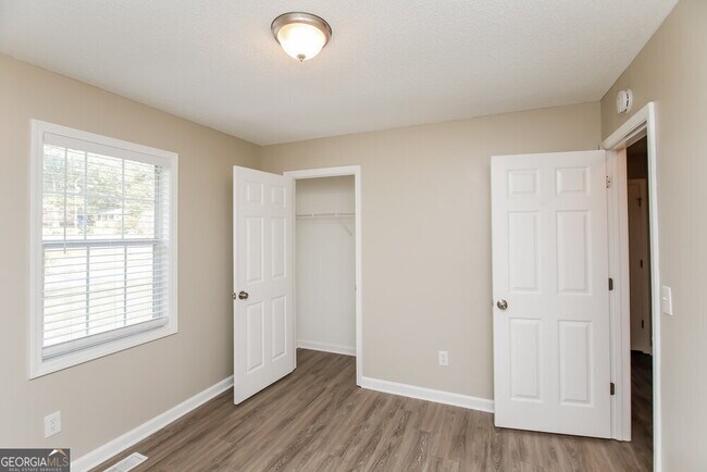 Building Photo - 4318 Compton Cir
