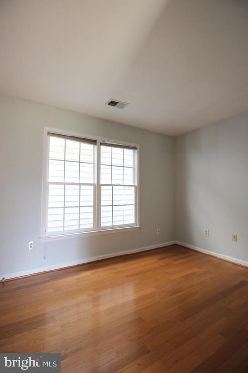 Building Photo - 243 Winter Walk Dr