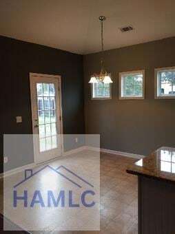 Building Photo - 203 Cumberland Dr NE