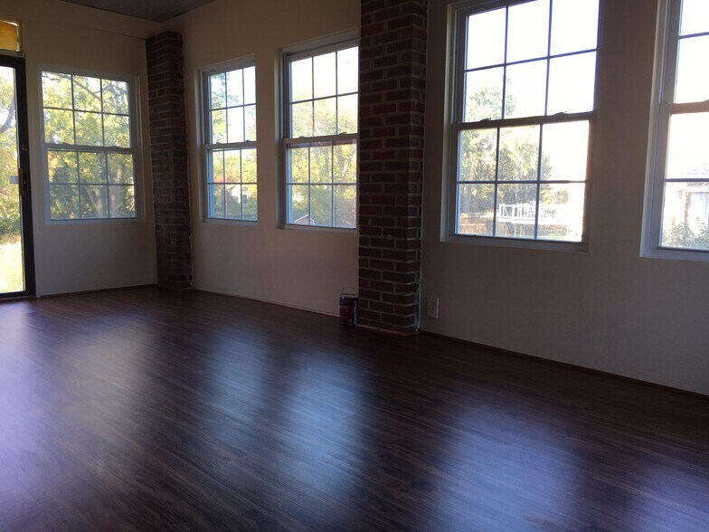 Sunroom - 6527 Ivy Hill Dr