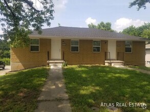 Building Photo - 14830 E Nickell Ave