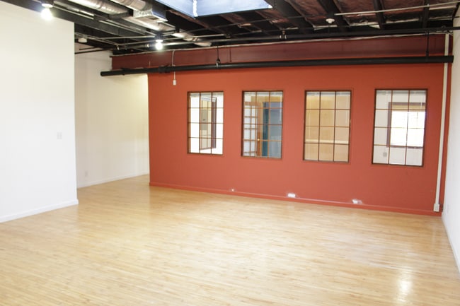 Building Photo - 5401 Alvern Cir