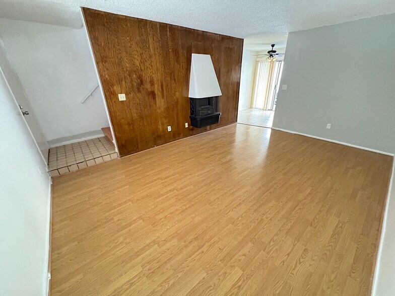 Building Photo - 1820 Speyer Ln