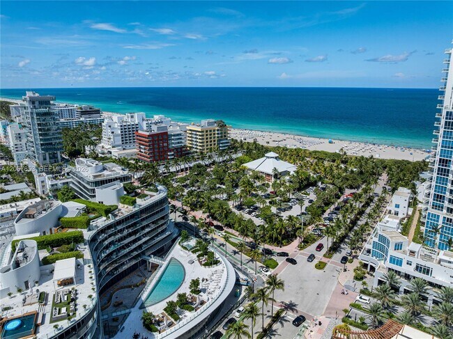 Building Photo - 1 Collins Ave
