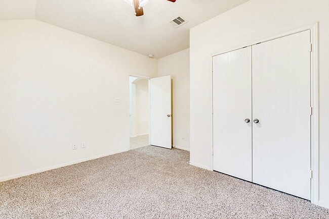 Building Photo - 25831 Chapman Falls Dr