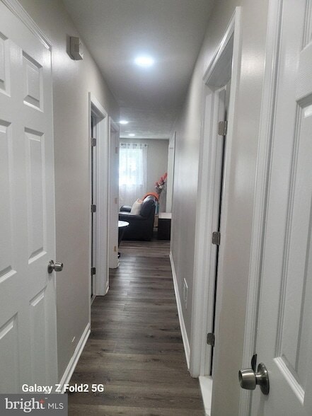 Building Photo - 16309 Holly Hill Dr