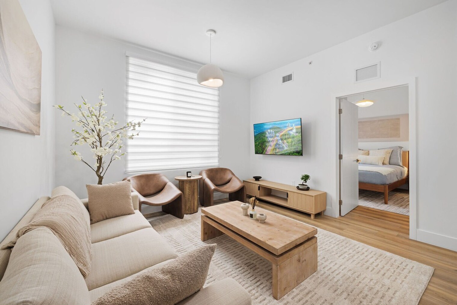 Building Photo - 41 NW 16th Ave