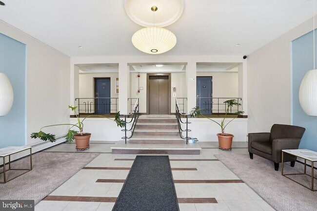 Building Photo - 111 Lee Ave