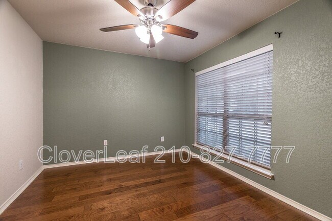 Building Photo - 8439 Painted Wagon