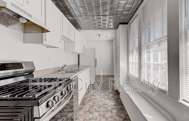 Building Photo - 3573 Spottswood Ave