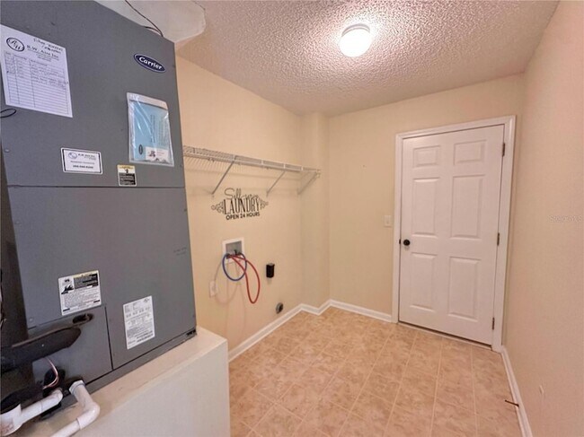 Building Photo - 89 Berkshire Ln