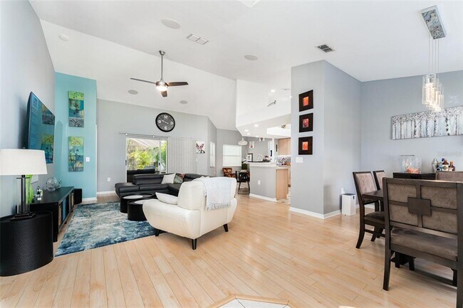 Building Photo - 27351 Golf Course Loop