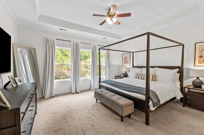 Building Photo - Gorgeous 3 Bedroom Townhome w/ Premium Fin...